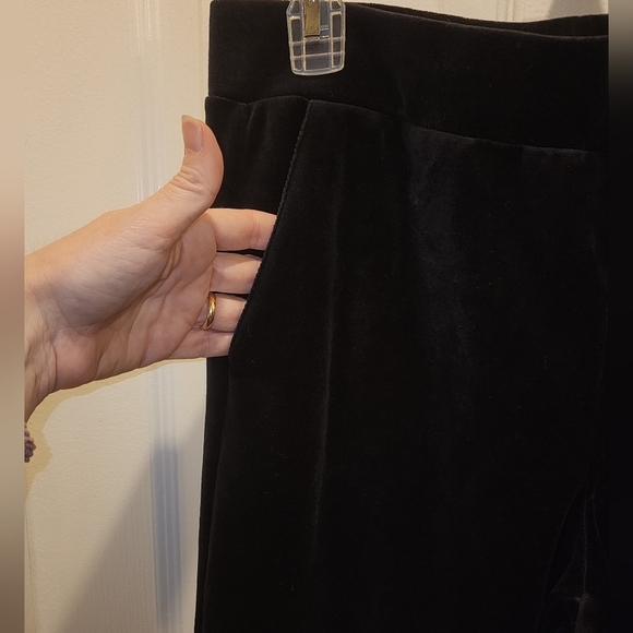 Lauren Ralph Lauren black velour pants. *299.8 - Picture 4 of 6